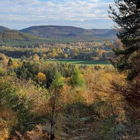 Wasgau Felsen- Und Seen Apartamento *