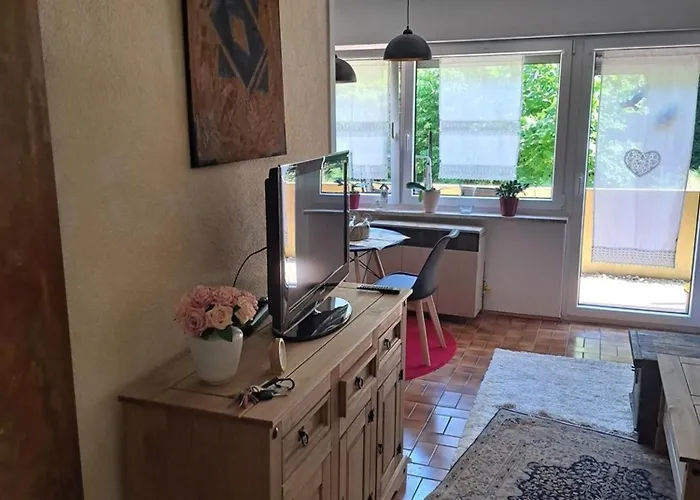 Wasgau Felsen- Und Seen Apartamento *